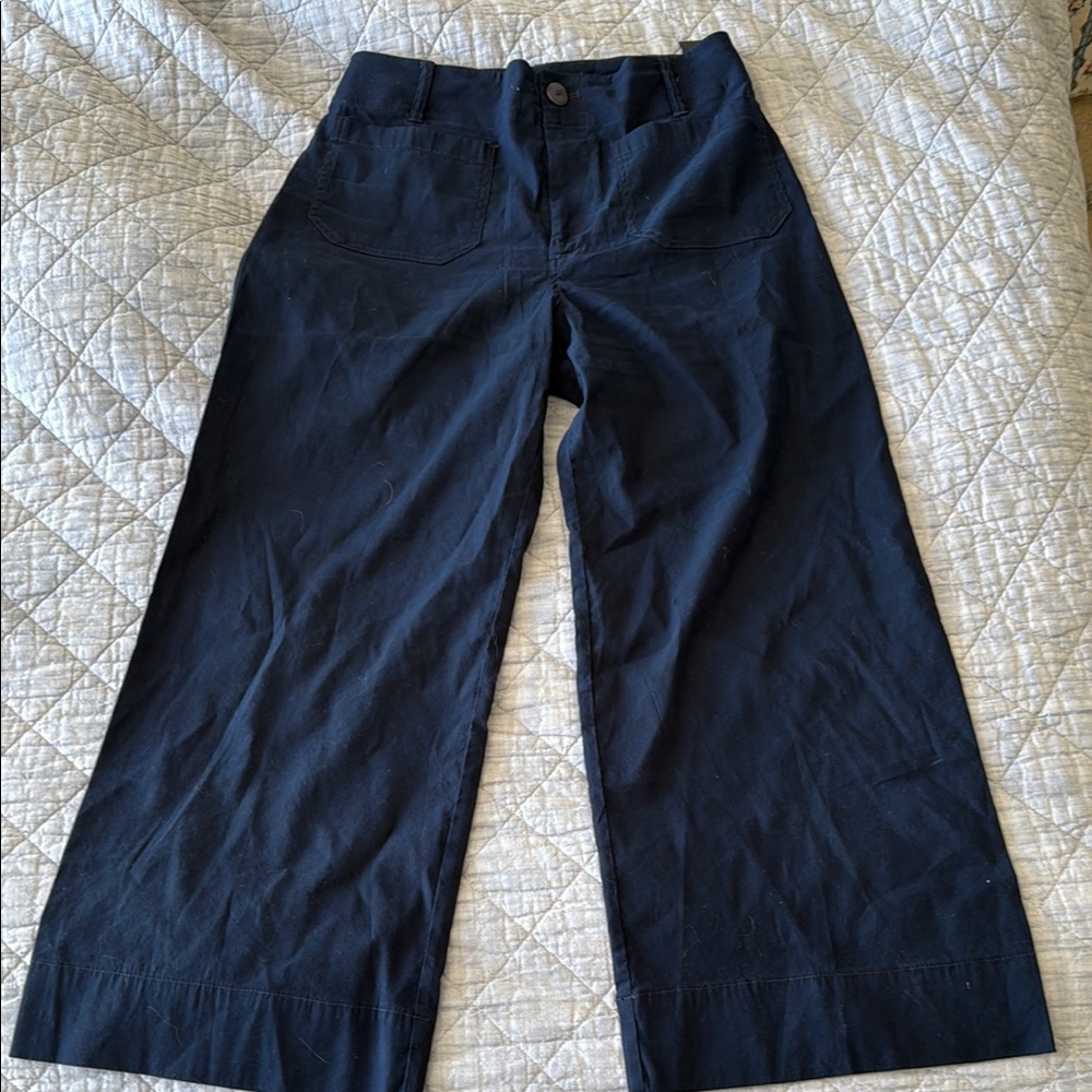 Maeve womens Navy cropped sailor Pant size 29 with stretch cotton